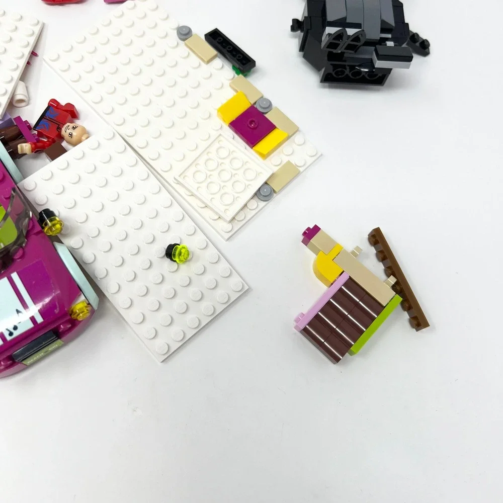 LEGO Mixed Bulk Lot Bricks Vehicles‎ and Pieces 1.2 lb
